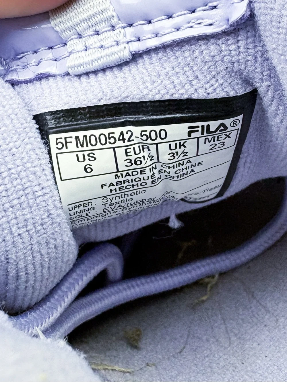 Fila Disruptor II Premium Patent Sneaker Lilac Lavender Purple Womens 6 Platform